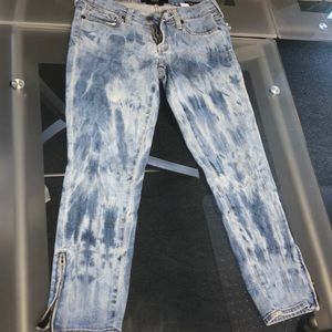 Lucky cropped jeans! 🌟HOST PIC🌟